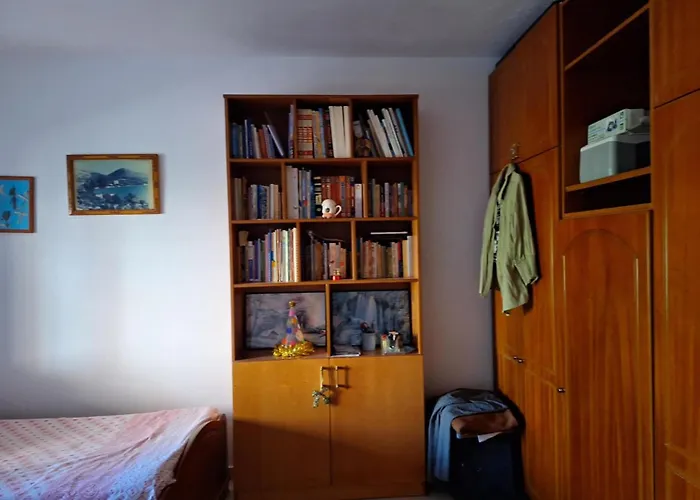 Annas Apartment